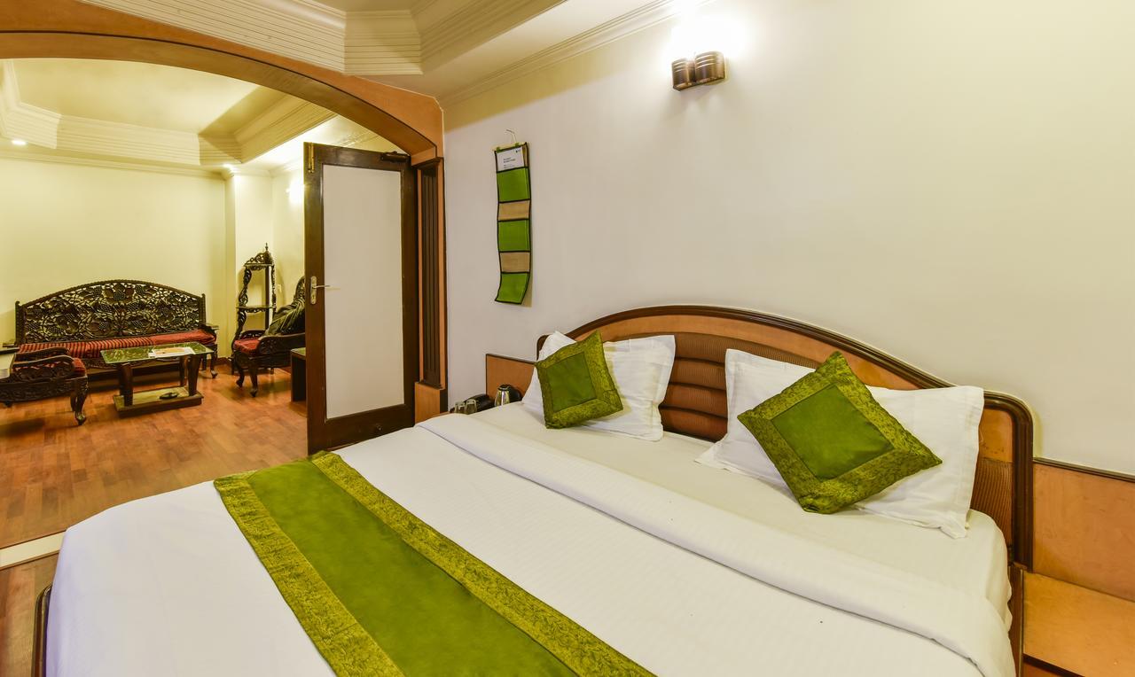 Hotel Kanishka Rāipur 외부 사진