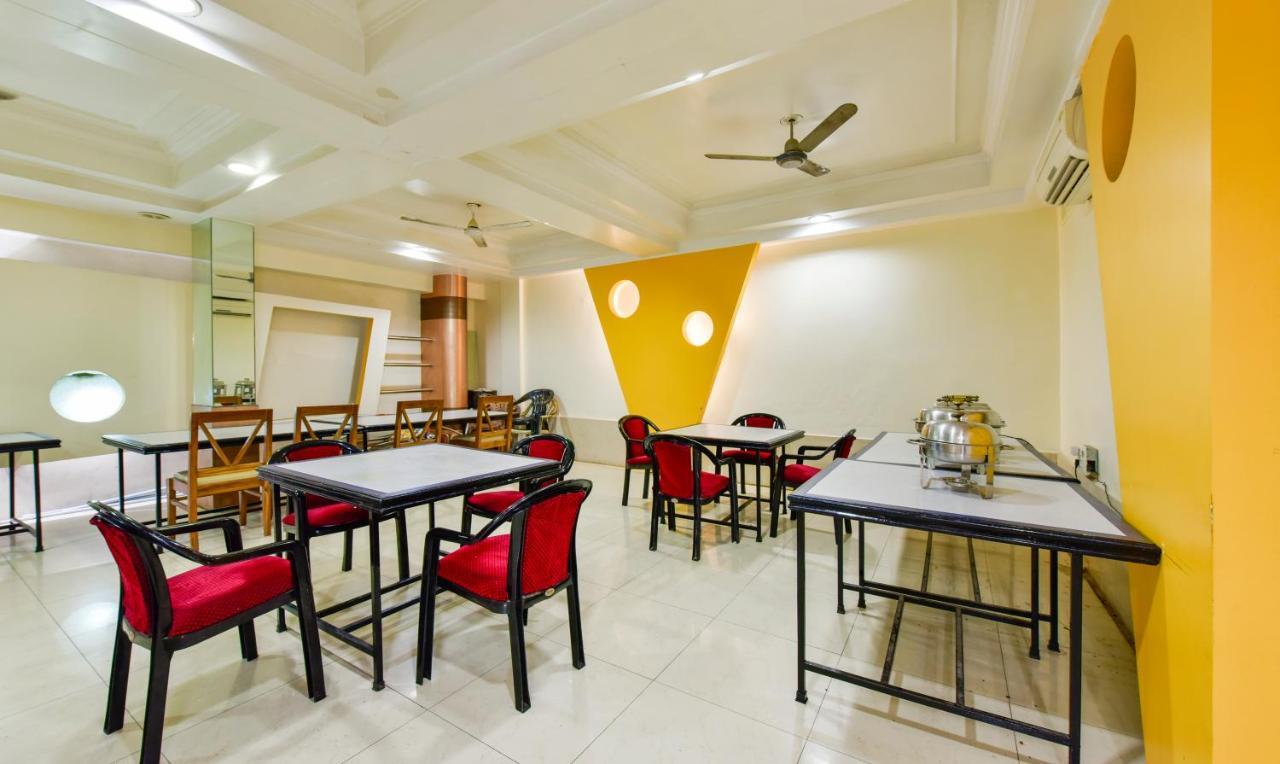 Hotel Kanishka Rāipur 외부 사진